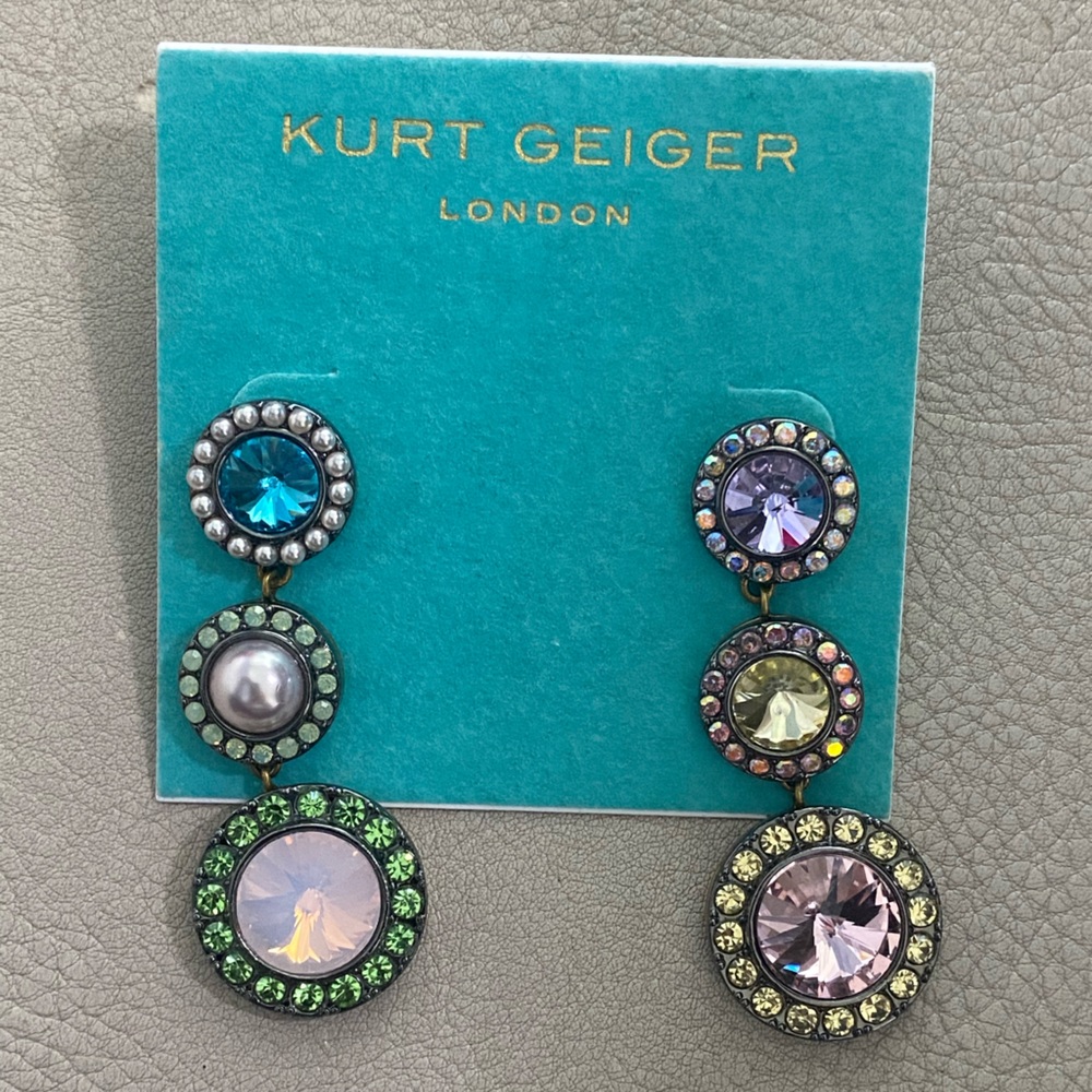 Kurt Geiger London Octavia Gemstone Mismatched Linear Earrings NTW